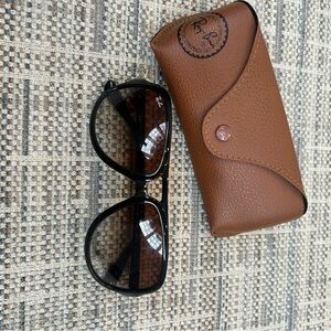Ray-Ban Black Sunglasses with Brown Case